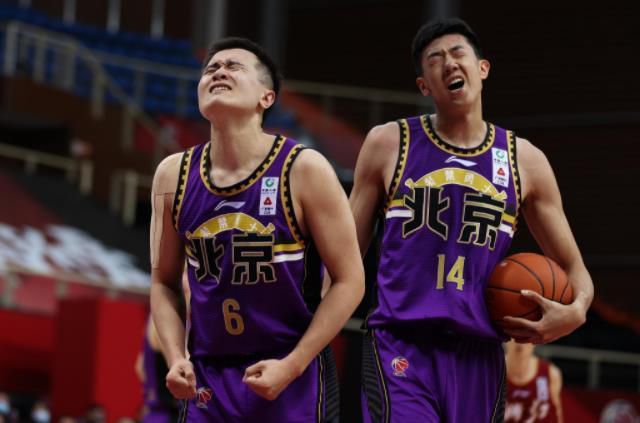 第8章六千万份额。